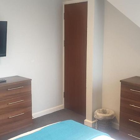 Lockinbar Holiday Apartments Tenby Zewnętrze zdjęcie
