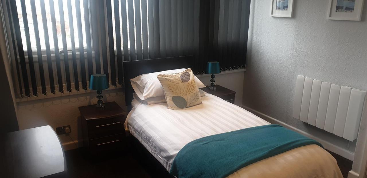 Lockinbar Holiday Apartments Tenby Zewnętrze zdjęcie
