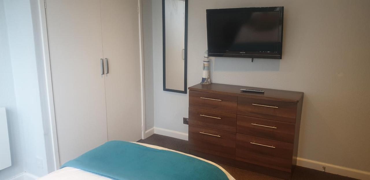 Lockinbar Holiday Apartments Tenby Zewnętrze zdjęcie